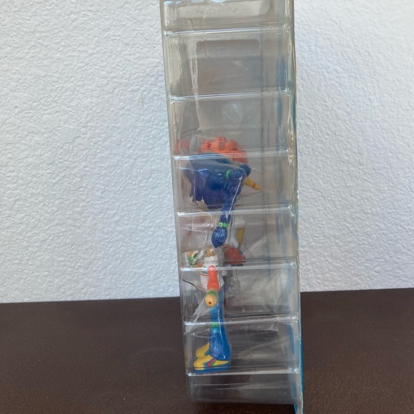 Cliq and Change Fashion Zoe Mountain Bike Doll Play Set Outfit Helmet Dog More - Picture 4 of 9